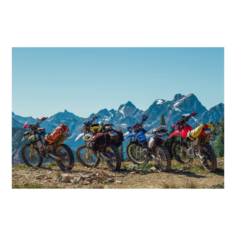 Load image into Gallery viewer, Giant Loop Buckin' Roll Tank Bag - Black