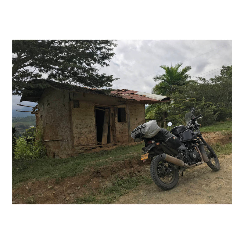 Load image into Gallery viewer, Giant Loop Diablo Tank Bag - Grey