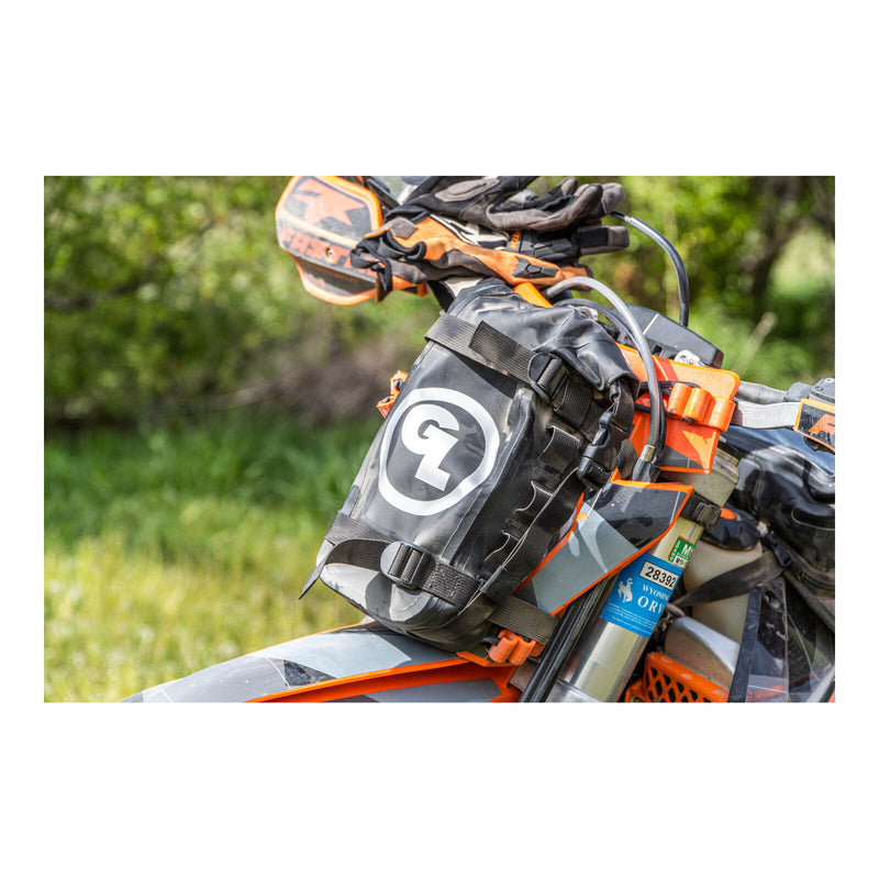 Load image into Gallery viewer, Giant Loop Fender Bag