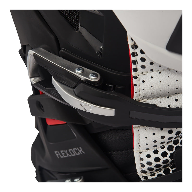 Load image into Gallery viewer, Leatt 5.5 FlexLock Enduro Boot Evo