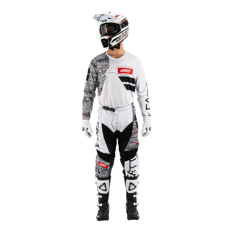 Load image into Gallery viewer, Leatt 2025 3.5 Ride Kit - White
