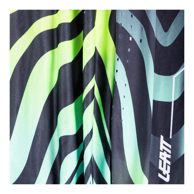 Load image into Gallery viewer, Leatt 2026 5.5 UltraWeld Jersey - Tiger Pink