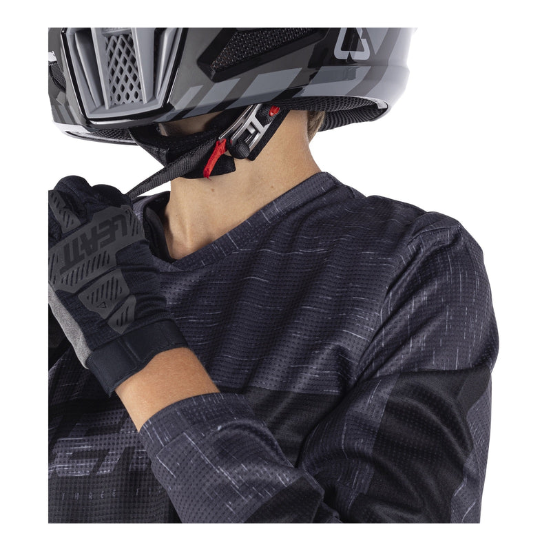 Load image into Gallery viewer, Leatt 2026 3.5 Junior Ride Kit - Stealth Black / Grey