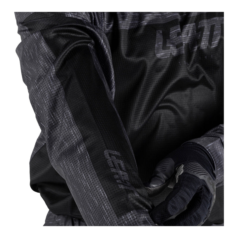 Load image into Gallery viewer, Leatt 2026 3.5 Jersey - Stealth Black / Grey