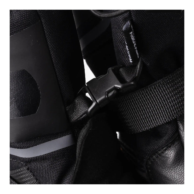 Load image into Gallery viewer, Oxford Montreal 5.0 Dry2Dry Glove - Stealth Black
