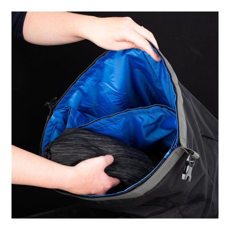 Load image into Gallery viewer, Oxford Atlas T-10 Advanced Tourpack - Black