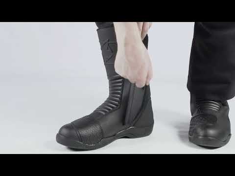 Load and play video in Gallery viewer, Oxford Ladies Tracker 2.0 Boots - Black