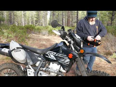 Load and play video in Gallery viewer, Giant Loop Fender Bag