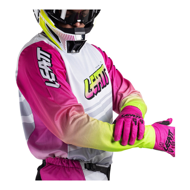Load image into Gallery viewer, Leatt 2026 3.5 Ride Kit - Retro Pink
