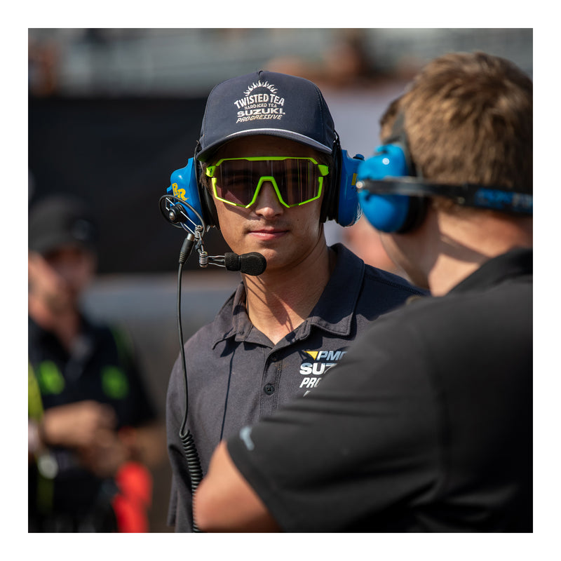 Load image into Gallery viewer, Leatt RideViz Pro Sunglasses - Neon Yellow Iriz Cryztal Red 13 VLT
