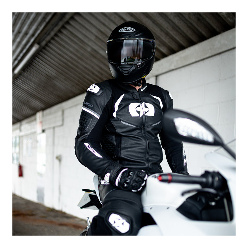 Load image into Gallery viewer, Oxford Nexus 1.0 Leather Men&#39;s Jacket - Stealth Black
