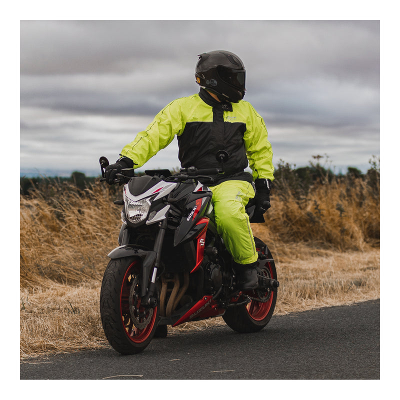 Load image into Gallery viewer, Oxford Rainseal Over Jacket - Black / Fluro
