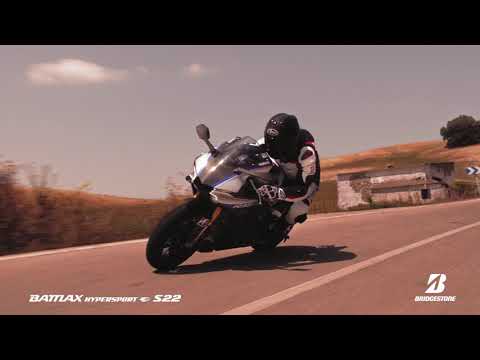 Load and play video in Gallery viewer, Bridgestone S22 180/60-17 Rear Hypersport Tyre (75W)

